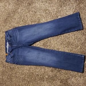 Aura by Wrangler jeans